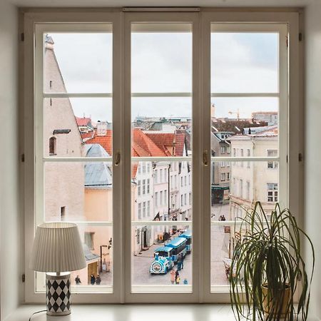 Tallinn City Apartments Old Town Square Экстерьер фото